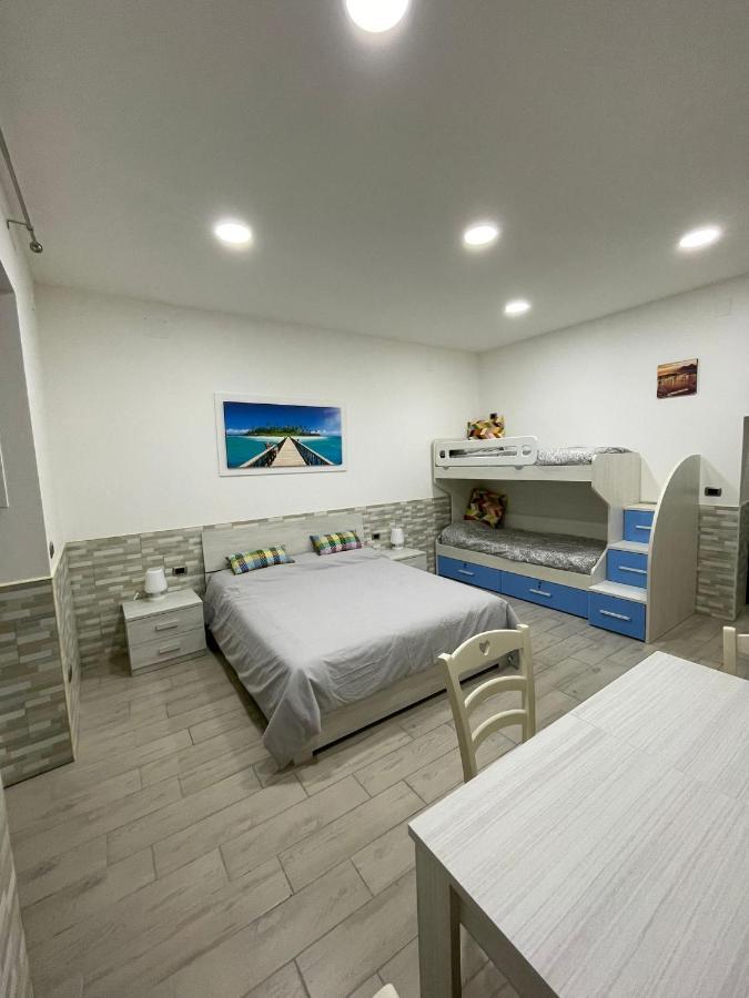 Casa Vacanze Luisa Napoli Exterior foto