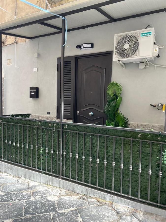 Casa Vacanze Luisa Napoli Exterior foto
