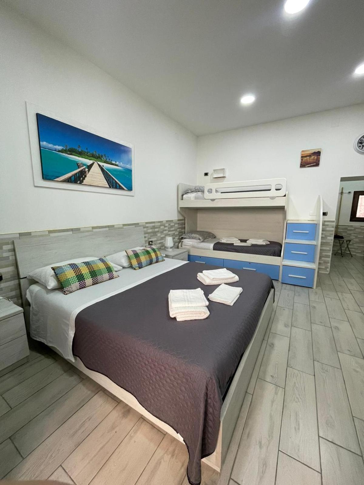 Casa Vacanze Luisa Napoli Exterior foto