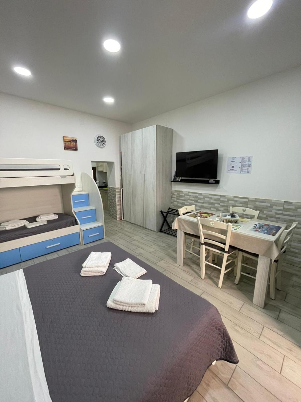 Casa Vacanze Luisa Napoli Exterior foto